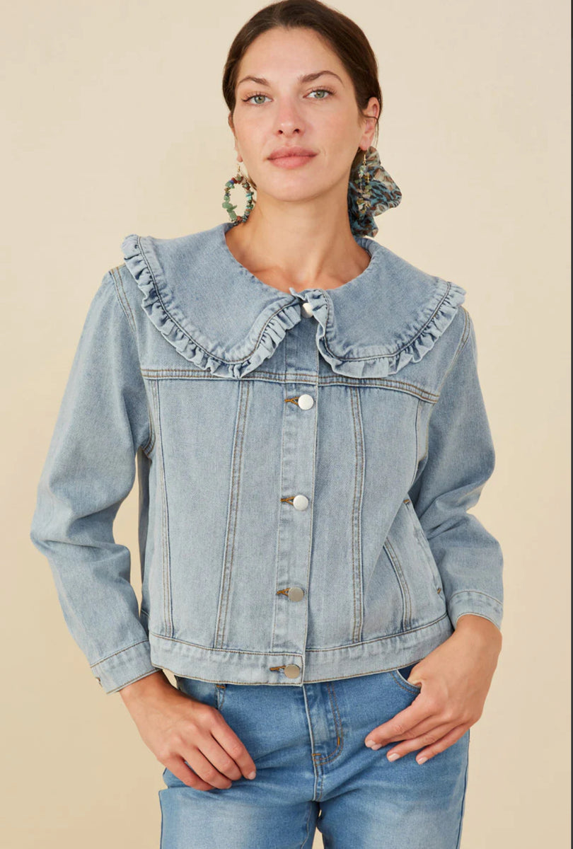 MEER. COLLAR RUFFLES DENIM JACKET (ブルー) ASOS DESIGN denim jacket with frill collar and seam detail | ASOS