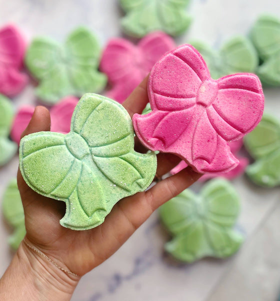 Bow Bath Bomb