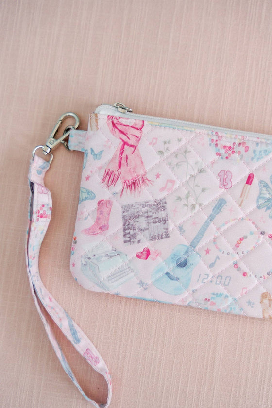 Eras Quilted Wristlet
