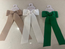  Streamer Bow