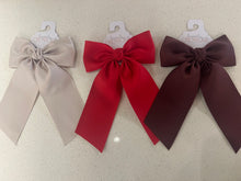  Satin Tail Bow