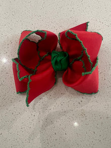  Red/Green 4.5 Bow