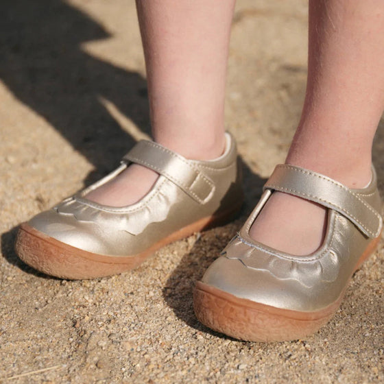 Amina Leather Flats: Gold