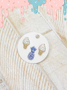  Vanilla Ice Cream Stud Earrings