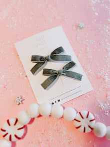  Gray Glitter Velvet Pigtail Bows